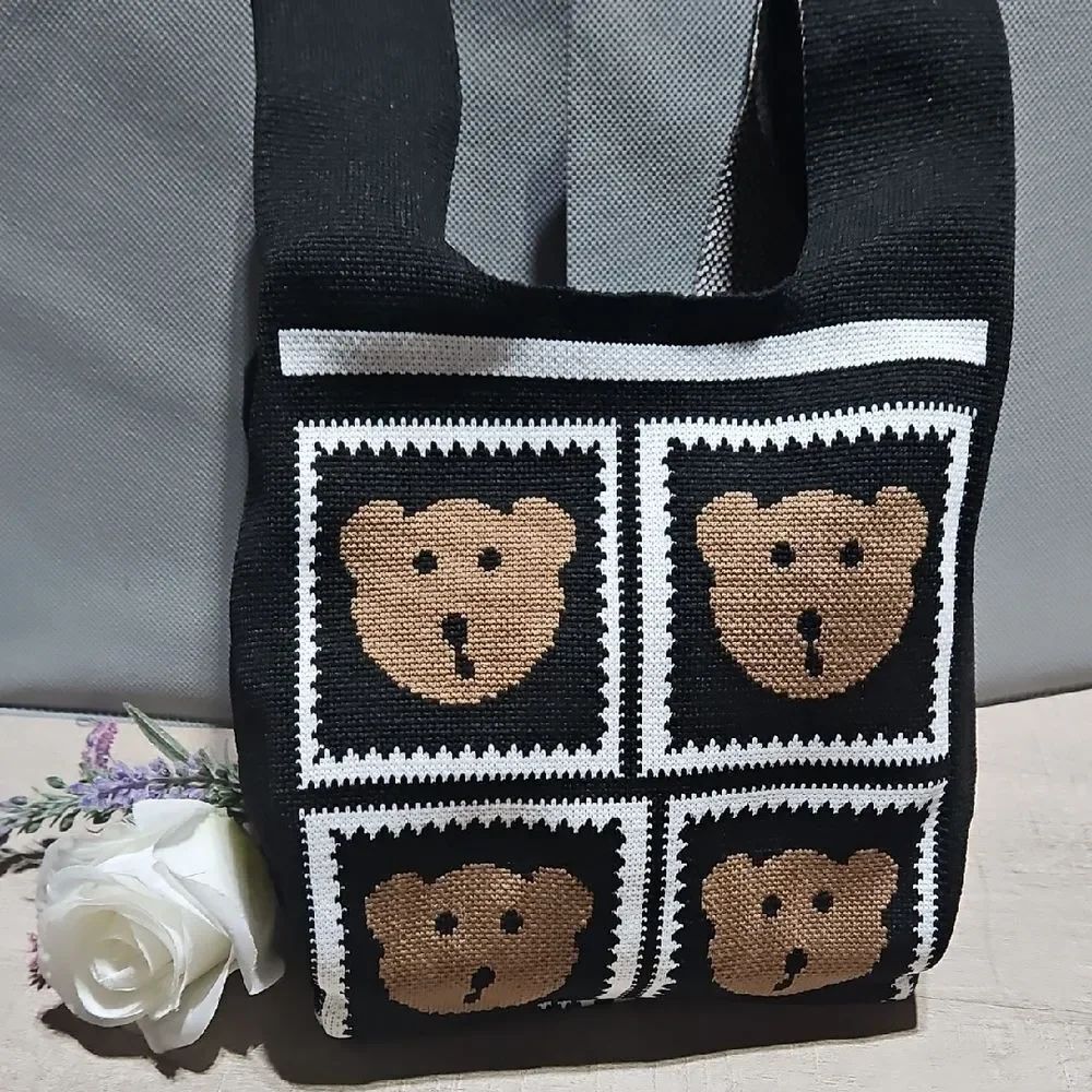Black and Brown Bear Pattern Woven Tote Bag NWOT